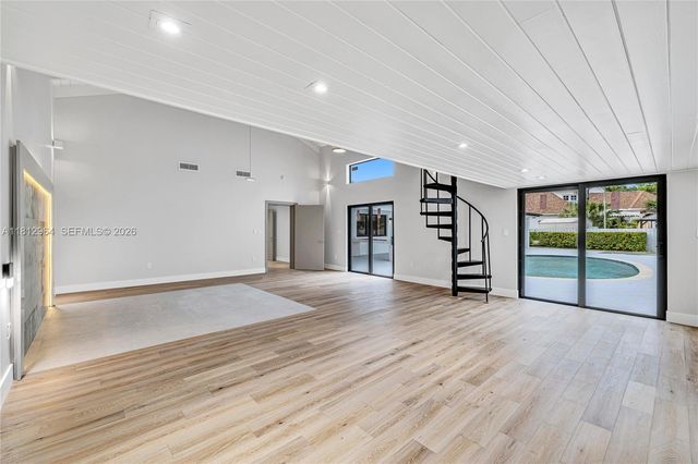 10600 SW 140th St, Miami, FL 33176