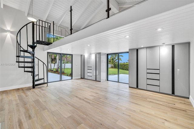 10600 SW 140th St, Miami, FL 33176