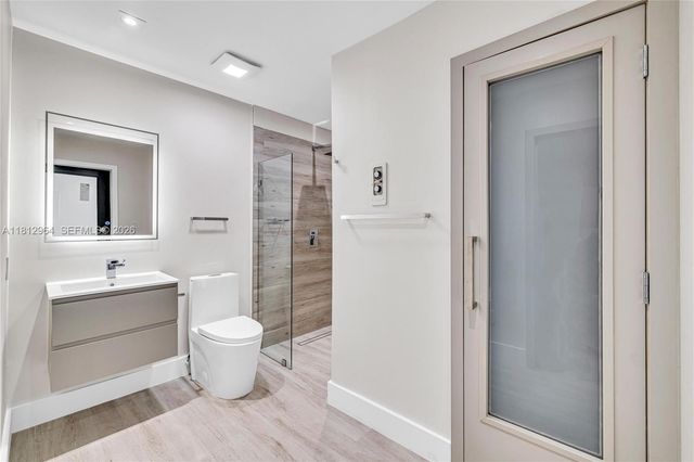 10600 SW 140th St, Miami, FL 33176