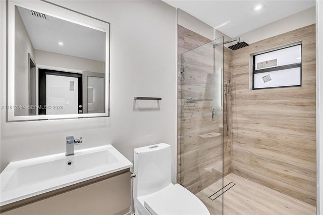 10600 SW 140th St, Miami, FL 33176