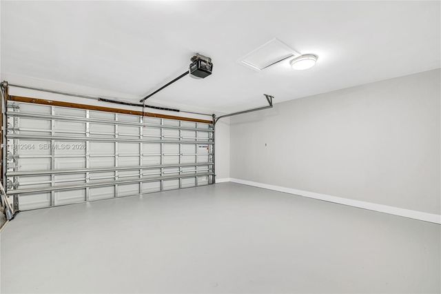 10600 SW 140th St, Miami, FL 33176