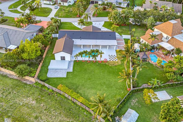 10600 SW 140th St, Miami, FL 33176