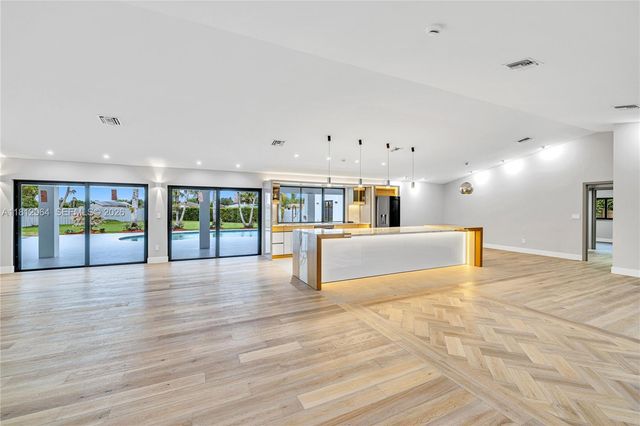 10600 SW 140th St, Miami, FL 33176