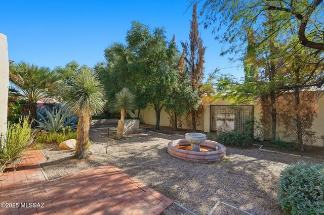 1916 E Elm Street, Tucson, AZ 85719