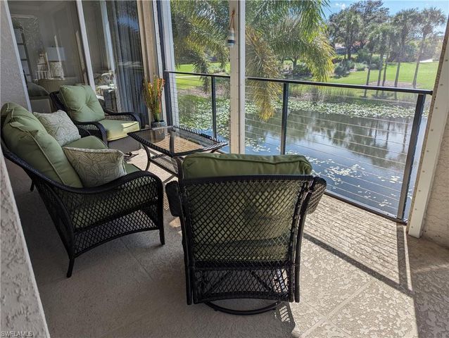 3280 Hamlet DR 4, Naples, FL 34105