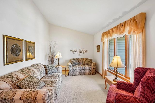 1004 Ganser Drive, Waunakee, WI 53597