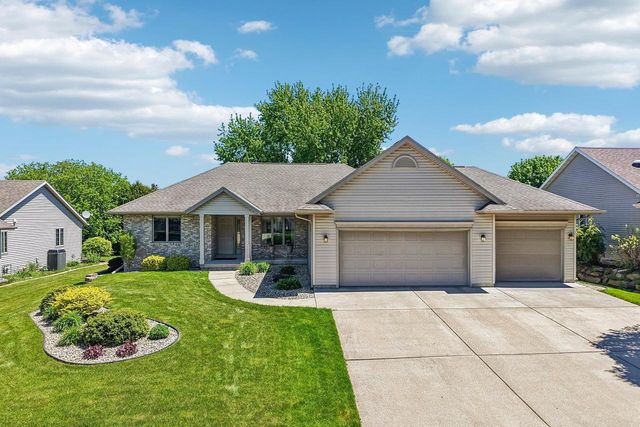 1004 Ganser Drive, Waunakee, WI 53597