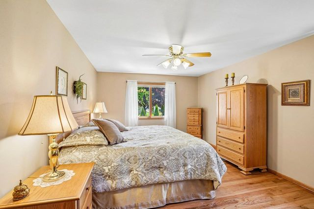 1004 Ganser Drive, Waunakee, WI 53597