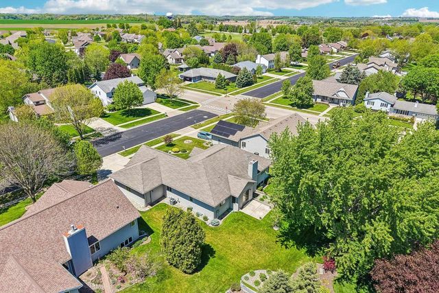1004 Ganser Drive, Waunakee, WI 53597