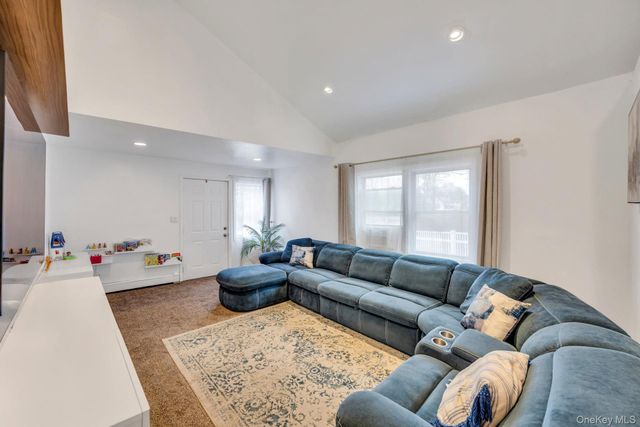 220 Woodycrest Drive, Holtsville, NY 11742