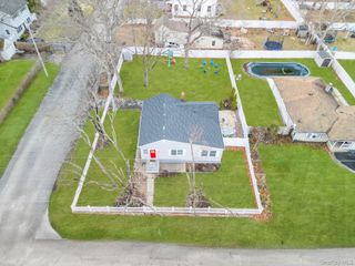 220 Woodycrest Drive, Holtsville, NY 11742