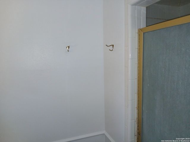 2916 highway 44, Alice, TX 78332