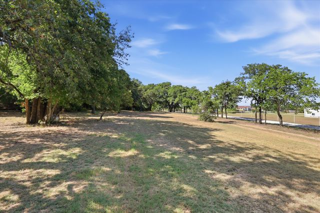 6901 Hawk Road, Flower Mound, TX 75022