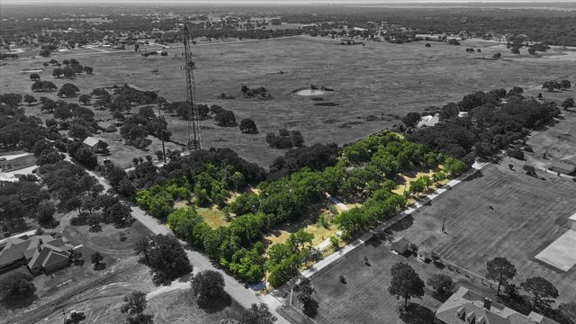6901 Hawk Road, Flower Mound, TX 75022