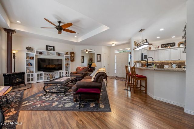 2041 W PINEVIEW Drive, Show Low, AZ 85901