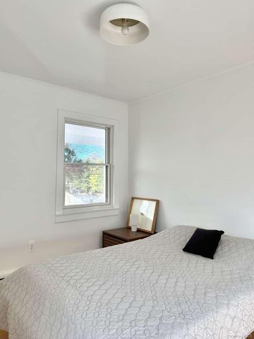 35 Mott Lane, Brookhaven, NY 11719