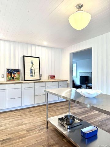 35 Mott Lane, Brookhaven, NY 11719