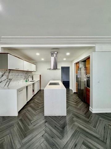 1128 SW 21st Ave, Miami, FL 33135