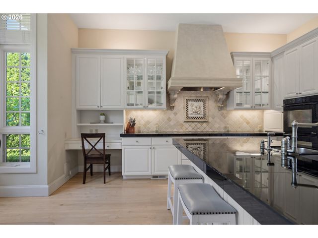 8653 Sw MULEDEER Dr, Beaverton, OR 97007