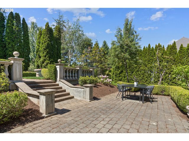 8653 Sw MULEDEER Dr, Beaverton, OR 97007