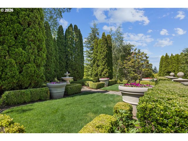 8653 Sw MULEDEER Dr, Beaverton, OR 97007