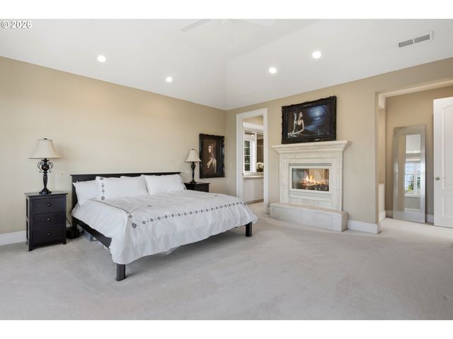 8653 Sw MULEDEER Dr, Beaverton, OR 97007