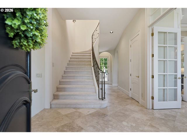8653 Sw MULEDEER Dr, Beaverton, OR 97007