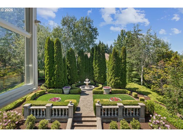 8653 Sw MULEDEER Dr, Beaverton, OR 97007