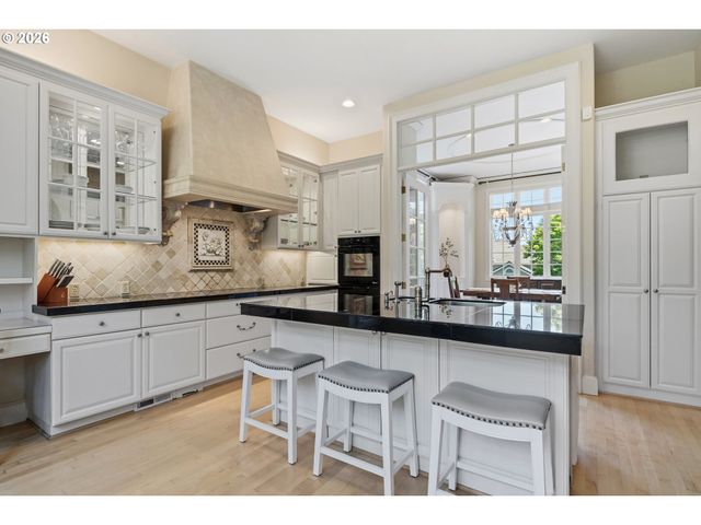 8653 Sw MULEDEER Dr, Beaverton, OR 97007