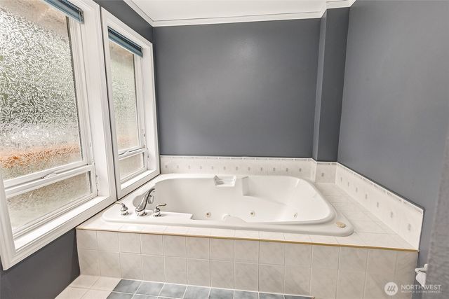 5815 95th Avenue SW, Olympia, WA 98512