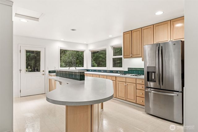 5815 95th Avenue SW, Olympia, WA 98512