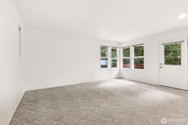 5815 95th Avenue SW, Olympia, WA 98512