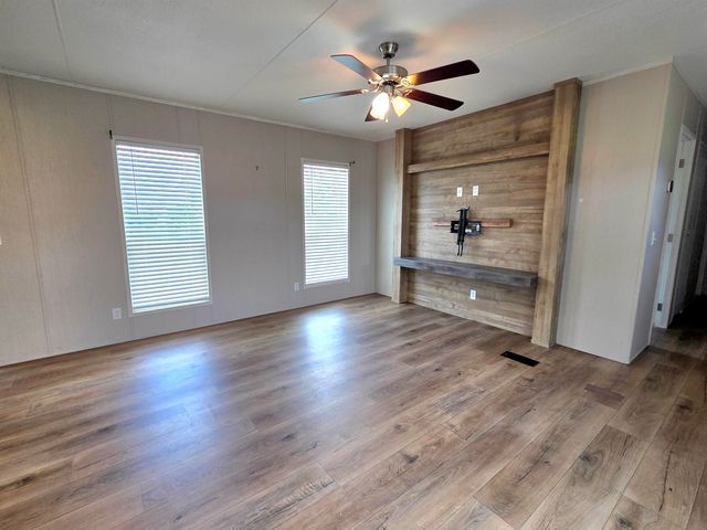 4955 Bayouside Dr, Chauvin, LA 70344