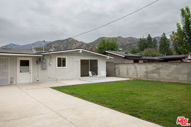 320 W Ashby Street, Azusa, CA 91702