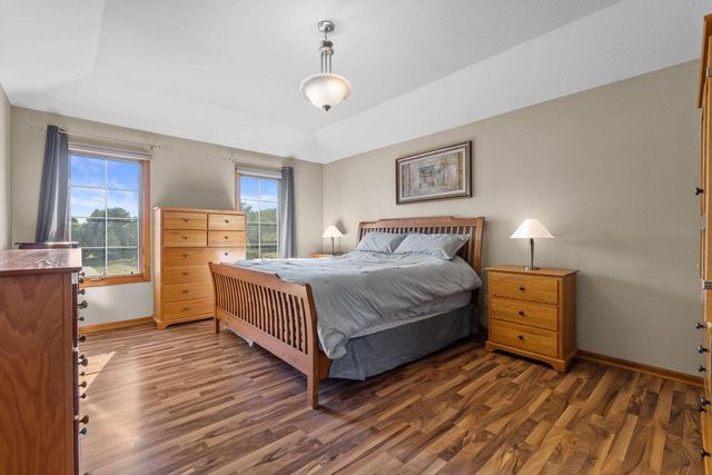 8620 S Hunting Park DRIVE, Franklin, WI 53132