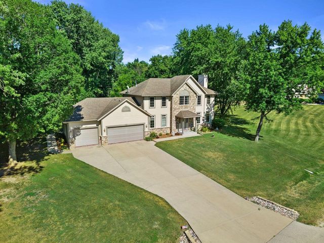 8620 S Hunting Park DRIVE, Franklin, WI 53132