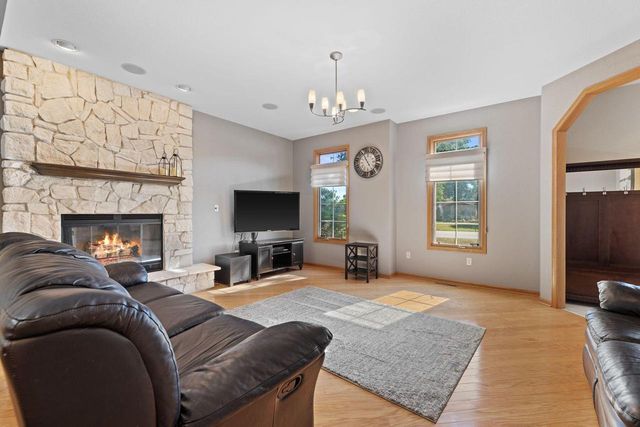 8620 S Hunting Park DRIVE, Franklin, WI 53132
