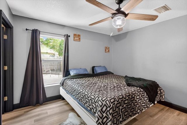 1005 13TH AVENUE NW, Largo, FL 33770