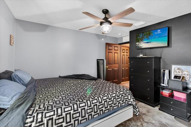 1005 13TH AVENUE NW, Largo, FL 33770