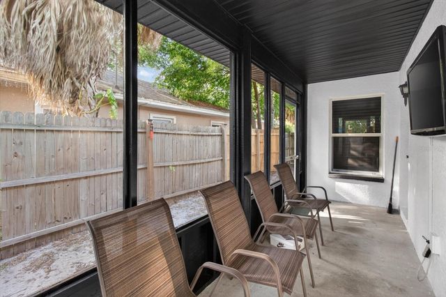 1005 13TH AVENUE NW, Largo, FL 33770