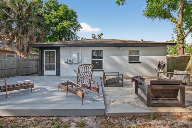 1005 13TH AVENUE NW, Largo, FL 33770