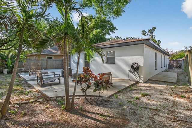 1005 13TH AVENUE NW, Largo, FL 33770