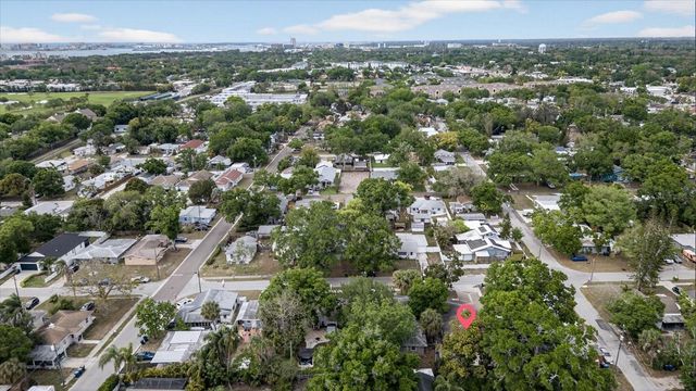 1005 13TH AVENUE NW, Largo, FL 33770