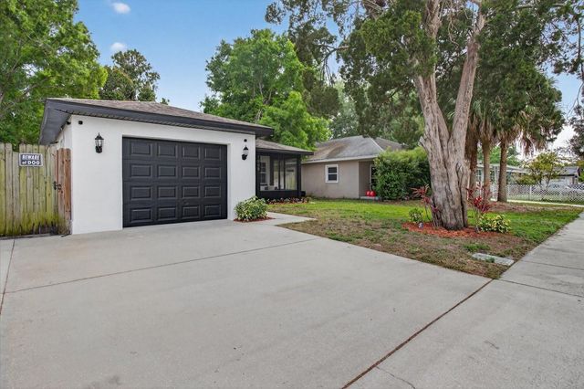 1005 13TH AVENUE NW, Largo, FL 33770