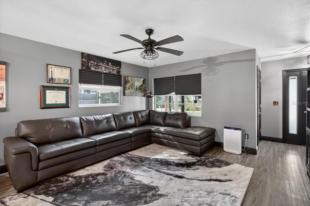 1005 13TH AVENUE NW, Largo, FL 33770