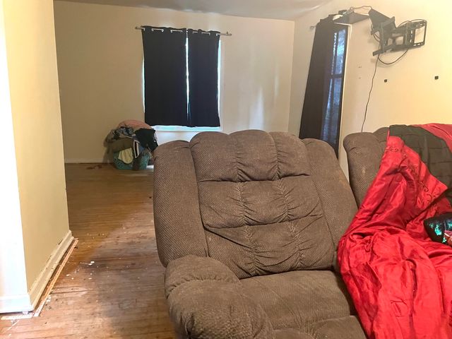 909 N 9th Street, Rochelle, IL 61068