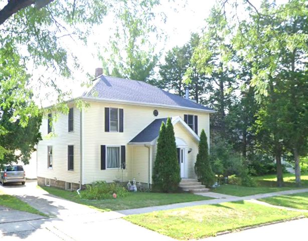 909 N 9th Street, Rochelle, IL 61068
