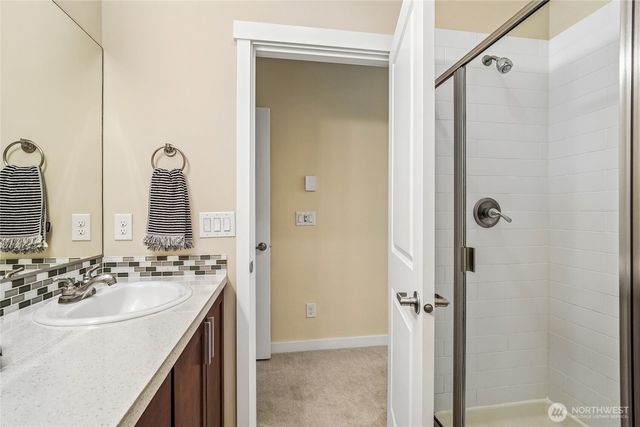 2107 NW Moraine Place, Issaquah, WA 98027