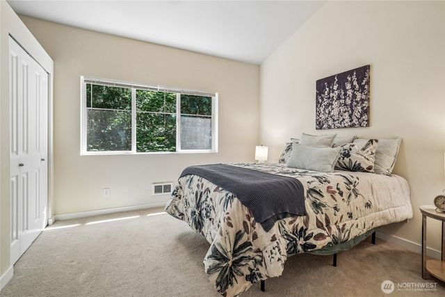 2107 NW Moraine Place, Issaquah, WA 98027