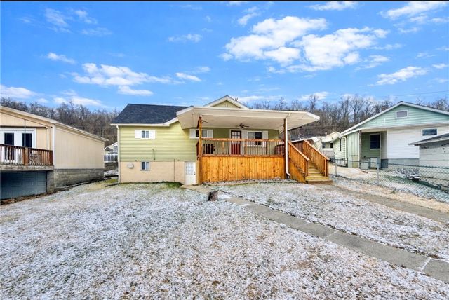 208 Brown St, Brownsville, PA 15417